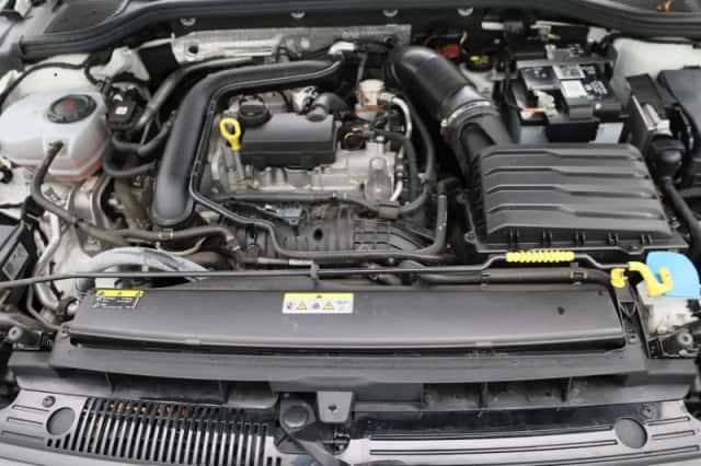 Volkswagen Golf (2021) thumbnail 29
