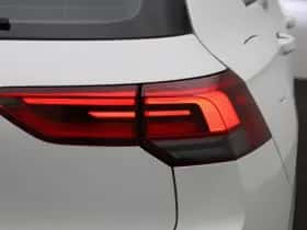 Volkswagen Golf (2021) thumbnail 33