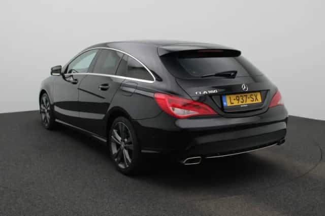 Mercedes-Benz CLA-Klasse (2015) thumbnail 2