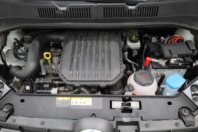 Volkswagen Up! (2021) thumbnail 21