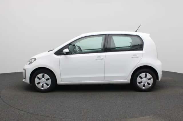 Volkswagen Up! (2021) thumbnail 4