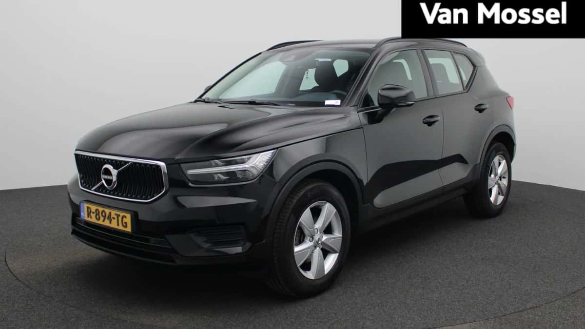 Volvo XC40 — foto 1