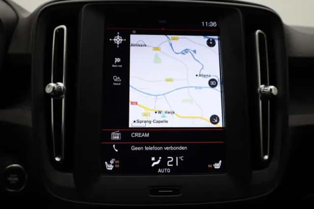 Volvo XC40 (2021) thumbnail 14