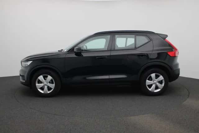 Volvo XC40 (2021) thumbnail 4