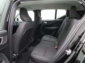 Volvo XC40 thumbnail 10