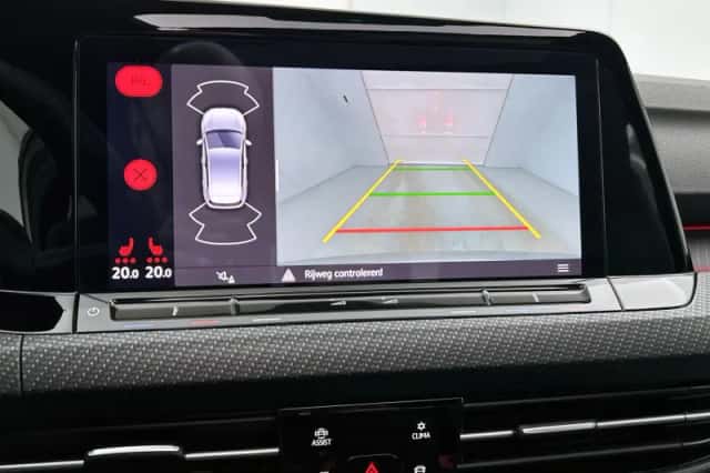 Volkswagen Golf (2024) thumbnail 22