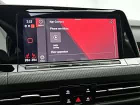 Volkswagen Golf thumbnail 24