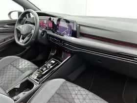 Volkswagen Golf thumbnail 25