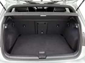 Volkswagen Golf thumbnail 30