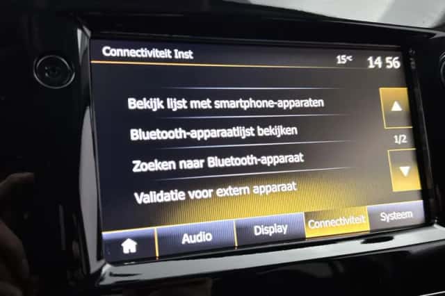 Renault Clio (2020) thumbnail 17