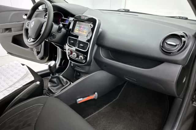 Renault Clio (2020) thumbnail 21