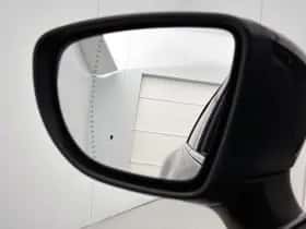 Renault Clio thumbnail 22