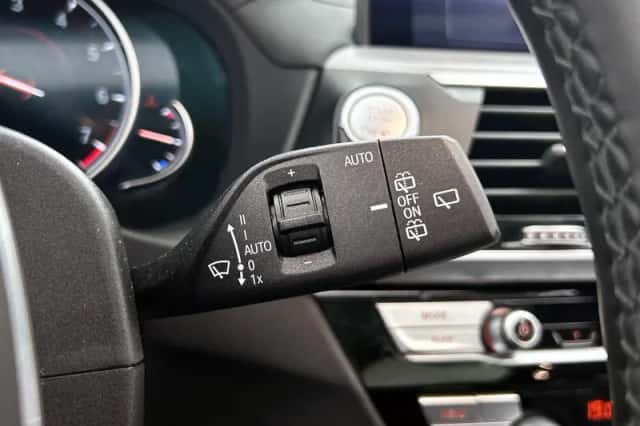 BMW X3 (2020) thumbnail 9