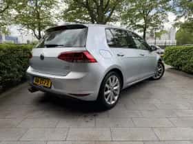 Volkswagen Golf thumbnail 4