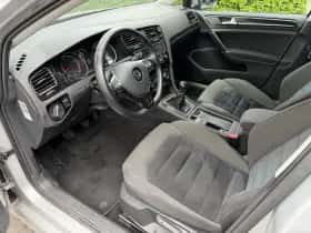 Volkswagen Golf thumbnail 5
