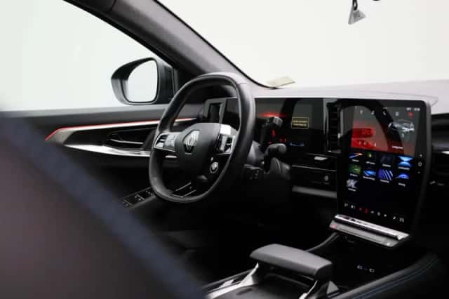 Renault Austral (2023) thumbnail 41