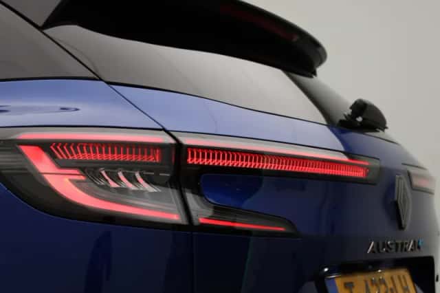 Renault Austral (2023) thumbnail 45