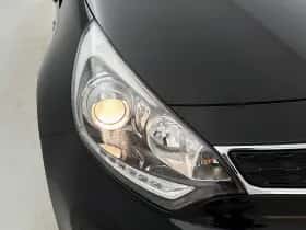 Kia Rio thumbnail 18