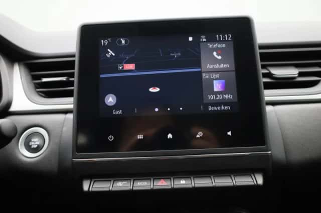 Renault Captur (2022) thumbnail 16