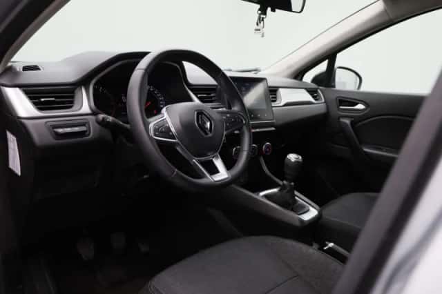 Renault Captur (2022) thumbnail 28