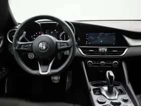 Alfa Romeo Giulia (2023) thumbnail 2