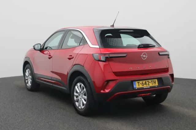 Opel Mokka-e (2023) thumbnail 2