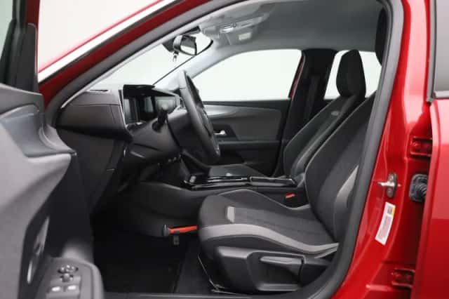 Opel Mokka-e (2023) thumbnail 11