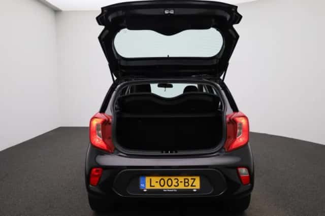 Kia Picanto (2021) thumbnail 11