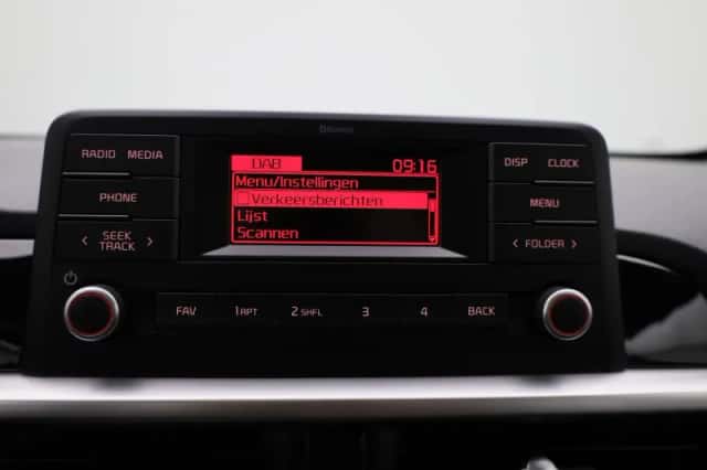 Kia Picanto (2021) thumbnail 19