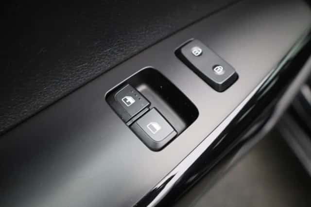 Kia Picanto (2021) thumbnail 24