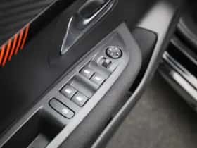 Peugeot 208 (2022) thumbnail 25