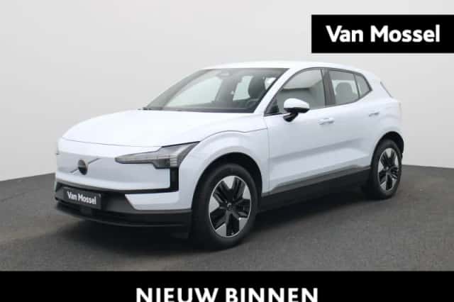 Volvo EX30 (2024) thumbnail 1