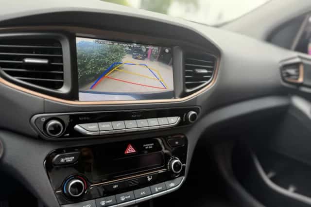 Hyundai Ioniq (2019) thumbnail 6