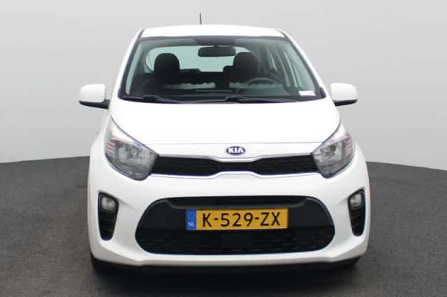 Kia Picanto (2021) thumbnail 3