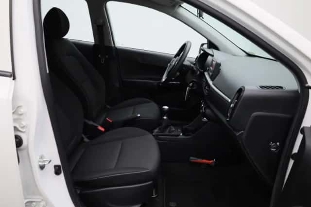 Kia Picanto (2021) thumbnail 26