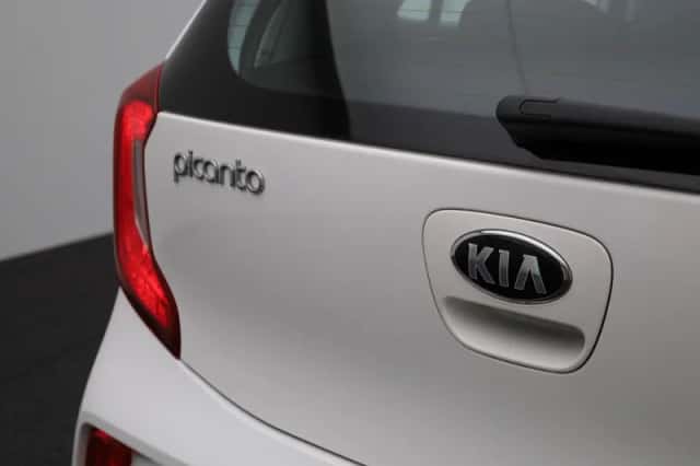 Kia Picanto (2021) thumbnail 30