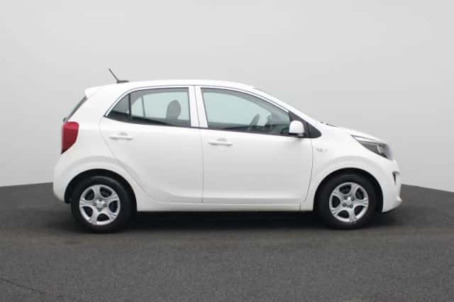Kia Picanto (2021) thumbnail 6