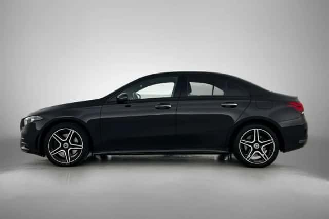 Mercedes-Benz A-Klasse (2022) thumbnail 2