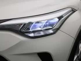 Toyota C-HR (2021) thumbnail 13
