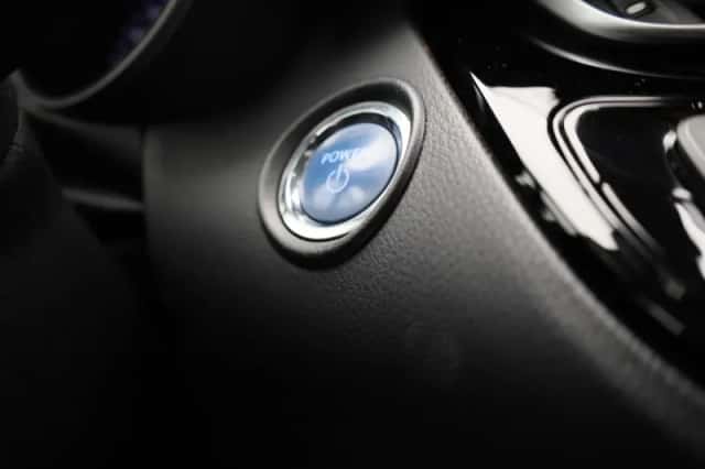 Toyota C-HR (2021) thumbnail 22