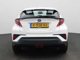 Toyota C-HR thumbnail 5