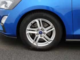 Ford Focus thumbnail 11