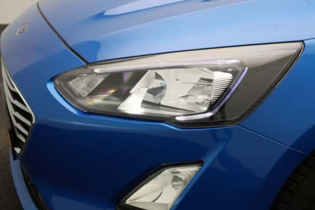 Ford Focus (2021) thumbnail 12