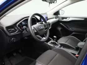 Ford Focus thumbnail 24
