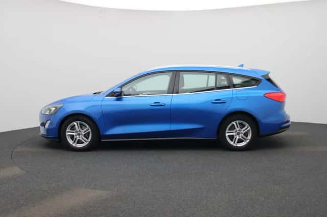 Ford Focus (2021) thumbnail 4