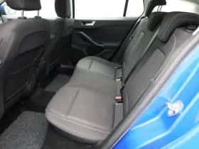 Ford Focus thumbnail 9