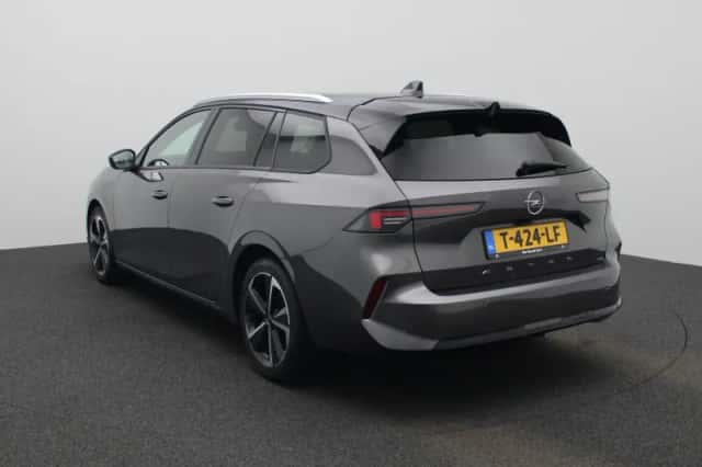Opel Astra (2023) thumbnail 2