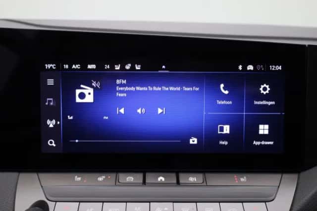 Opel Astra (2023) thumbnail 15