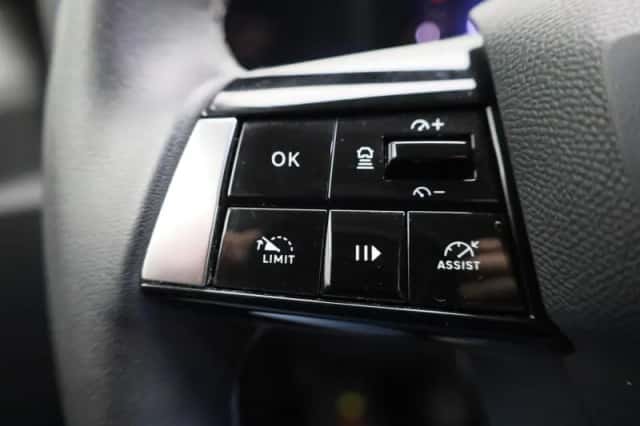 Opel Astra (2023) thumbnail 18