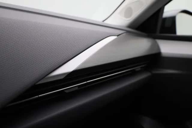 Opel Astra (2023) thumbnail 24